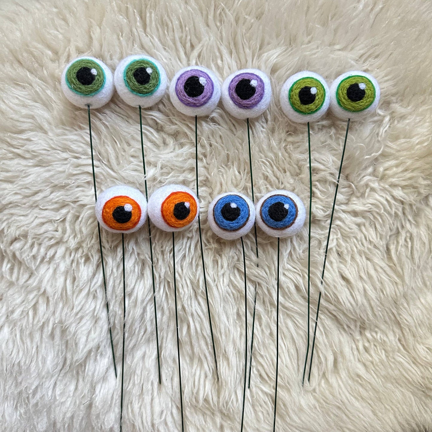 Plant Eyeballs - 100% Wool